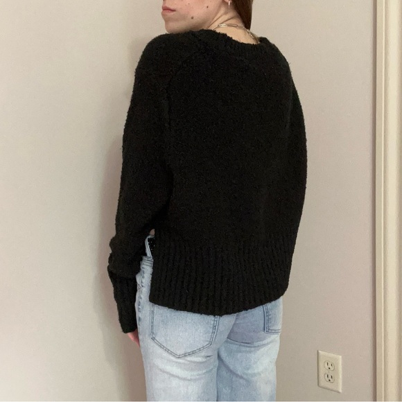 Calvin Klein Sweater - Picture 4 of 5